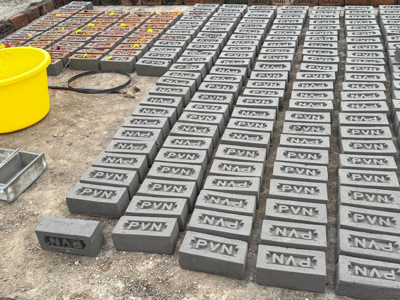 PVN construction bricks